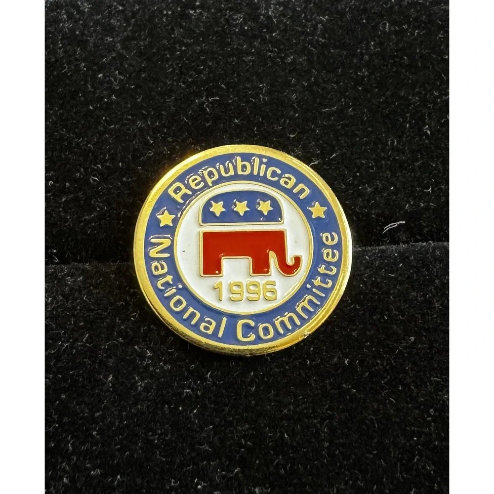 Vintage Lapel Pin Hat Pin 3/4